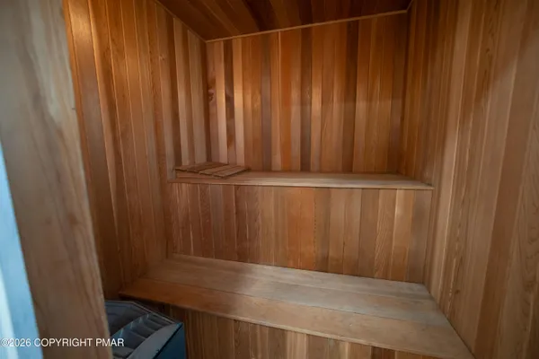 $2,650 | 131 North Shore Drive, Albrightsville, PA 18210