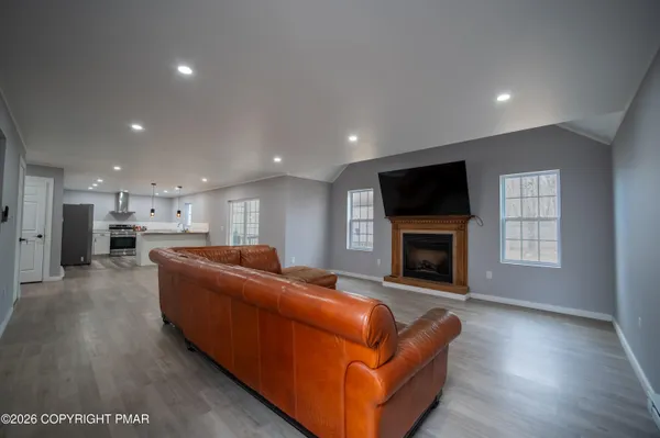 $2,650 | 131 North Shore Drive, Albrightsville, PA 18210