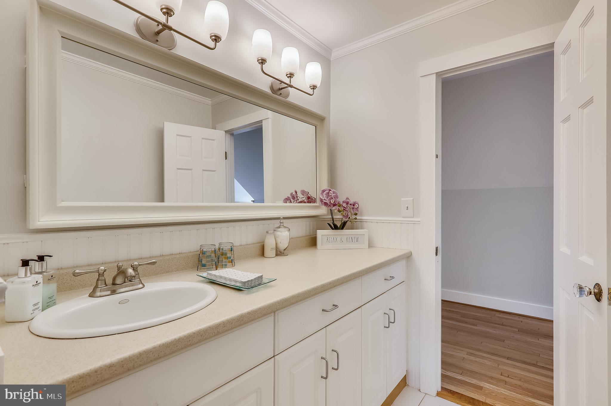 9311 Walden Road Silver Spring, MD 20901 - Photo 36 of 75 Full Bath on Upper Level