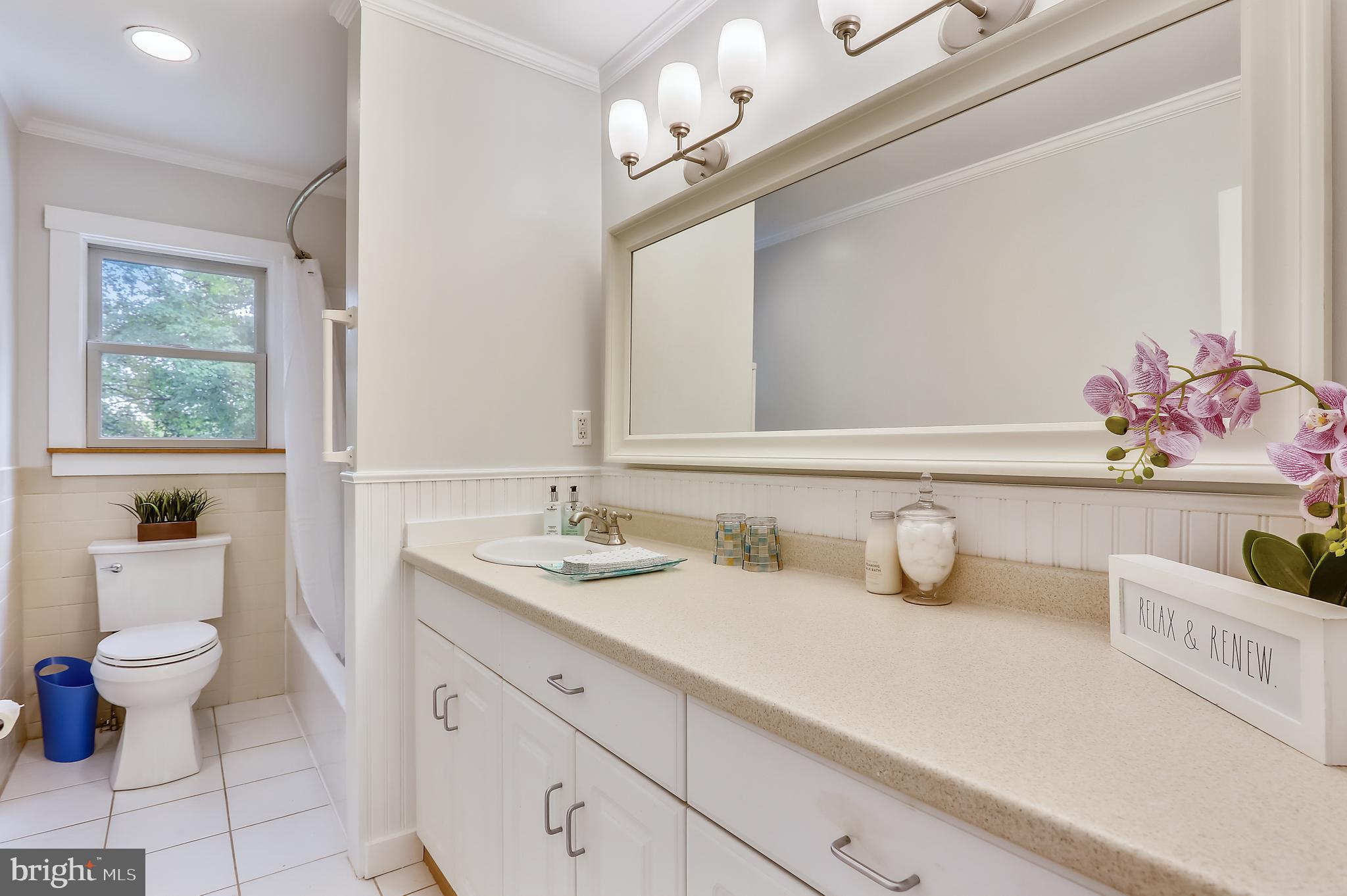 9311 Walden Road Silver Spring, MD 20901 - Photo 37 of 75 Full Bath on Upper Level