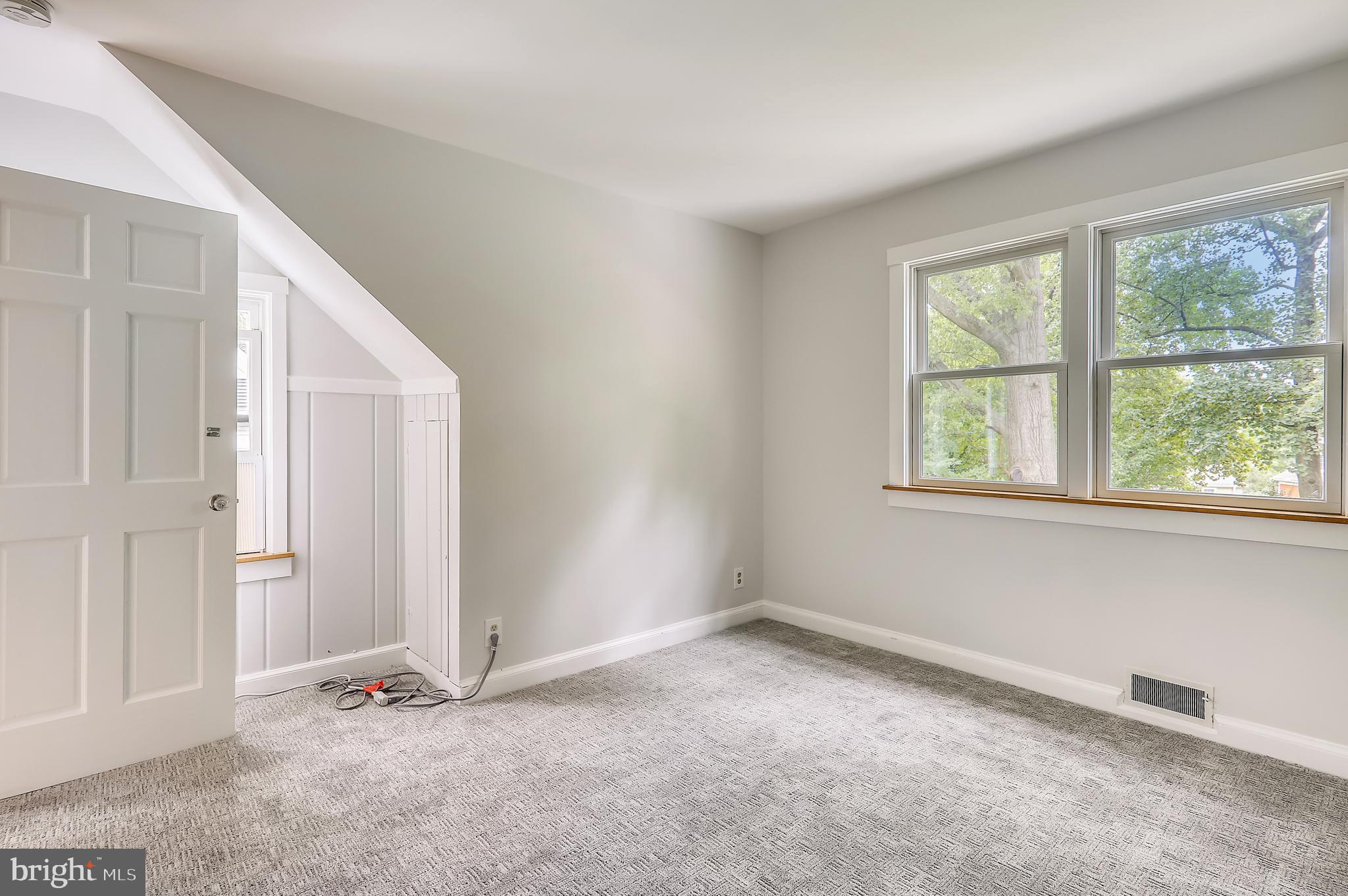 9311 Walden Road Silver Spring, MD 20901 - Photo 42 of 75 2nd Bedroom on UL