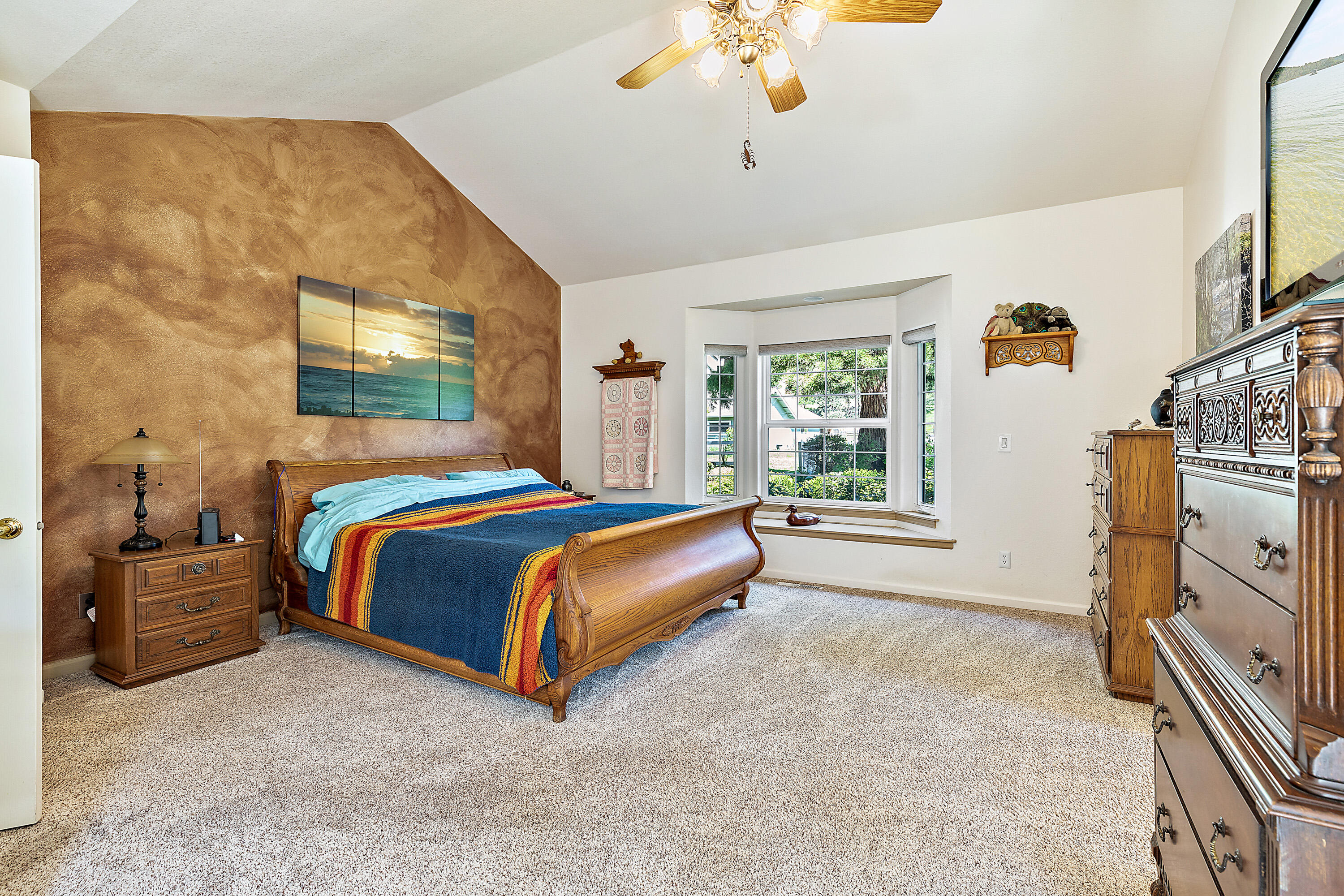 4000 Little Applegate Road Jacksonville, OR 97530 - Photo 21 of 47 22