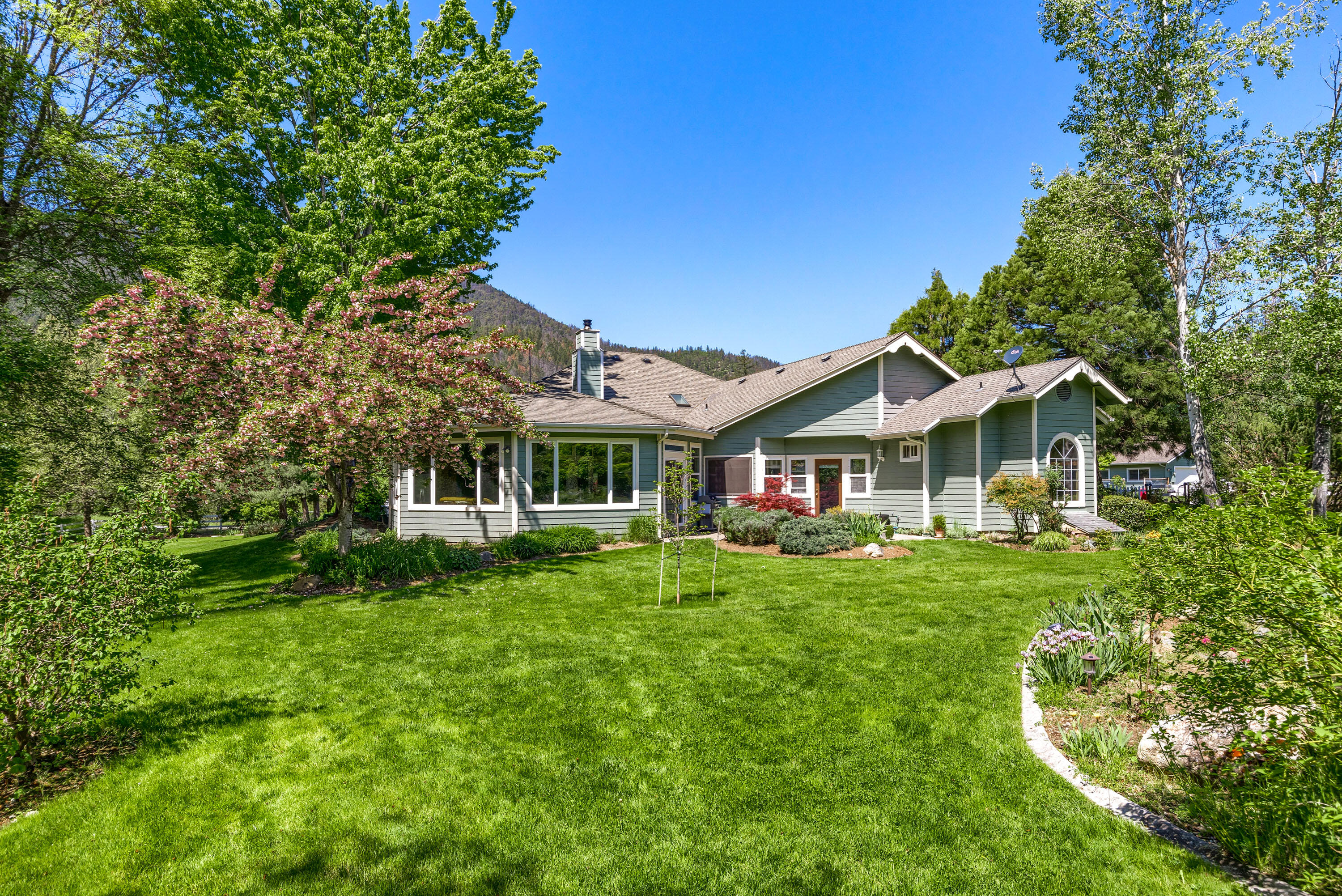 4000 Little Applegate Road Jacksonville, OR 97530 - Photo 45 of 47 46
