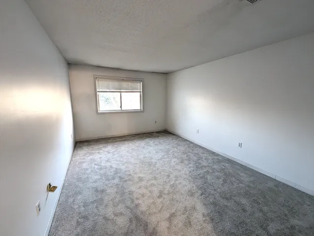 $1,900 | 2612 Franklin Crossing Road, Unit 2612, Franklin, MA 02038