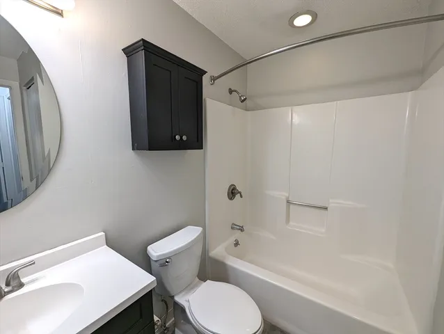 $1,900 | 2612 Franklin Crossing Road, Unit 2612, Franklin, MA 02038