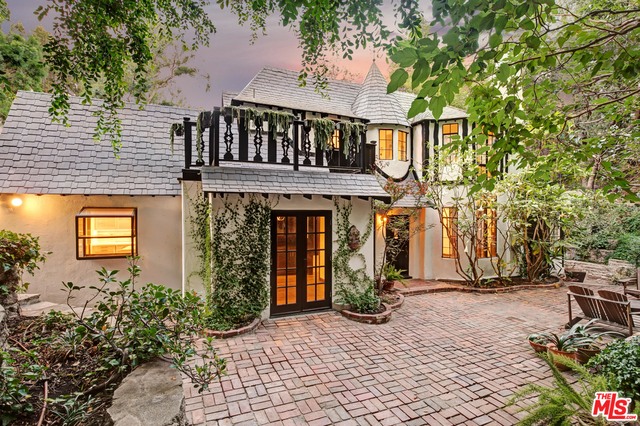 3099 Ellington Drive Los Angeles, CA 90068 - Photo 1 of 48