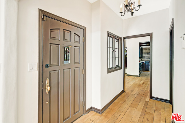 3099 Ellington Drive Los Angeles, CA 90068 - Photo 23 of 48