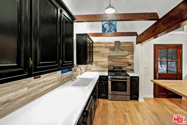 3099 Ellington Drive Los Angeles, CA 90068 - Photo 26 of 48