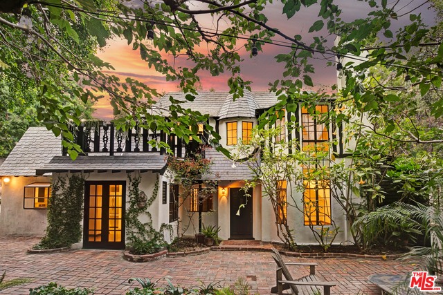 3099 Ellington Drive Los Angeles, CA 90068 - Photo 5 of 48