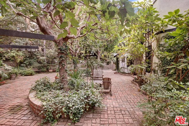 3099 Ellington Drive Los Angeles, CA 90068 - Photo 41 of 48