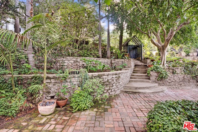 3099 Ellington Drive Los Angeles, CA 90068 - Photo 42 of 48