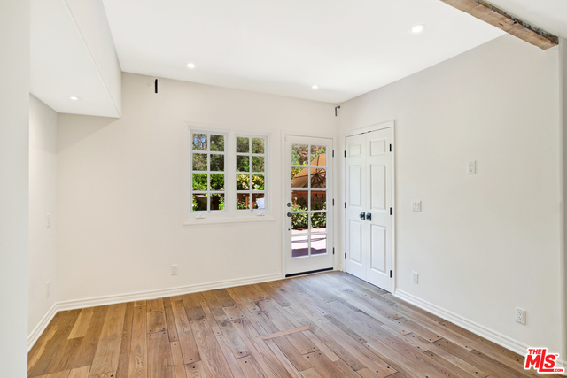 3099 Ellington Drive Los Angeles, CA 90068 - Photo 7 of 48