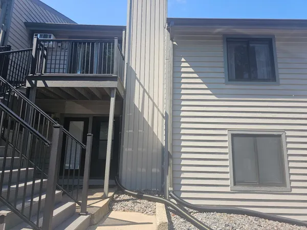 $105,000 | 1093 Canyon, Unit 303, Lake Delton, WI 53965