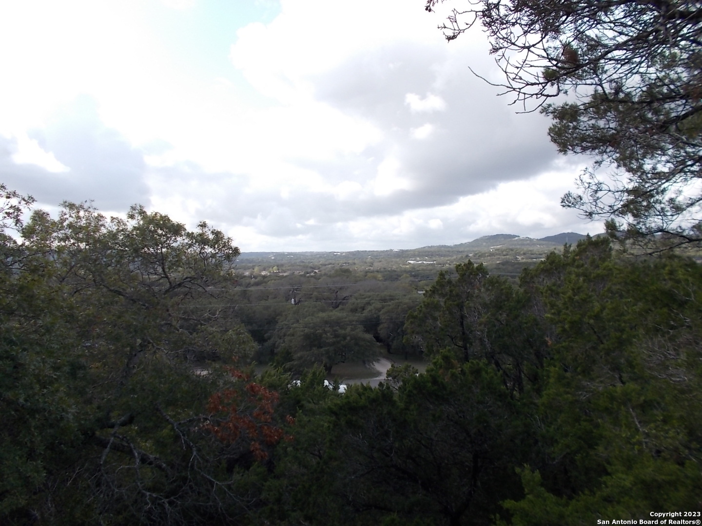 504 Walnut Way Boerne, TX 78006 - Photo 7 of 8