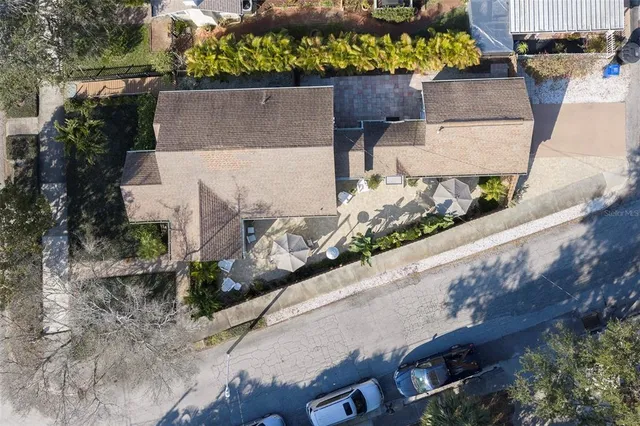 $650,000 | 1101 Crescent Lake Drive North, St. Petersburg, FL 33701