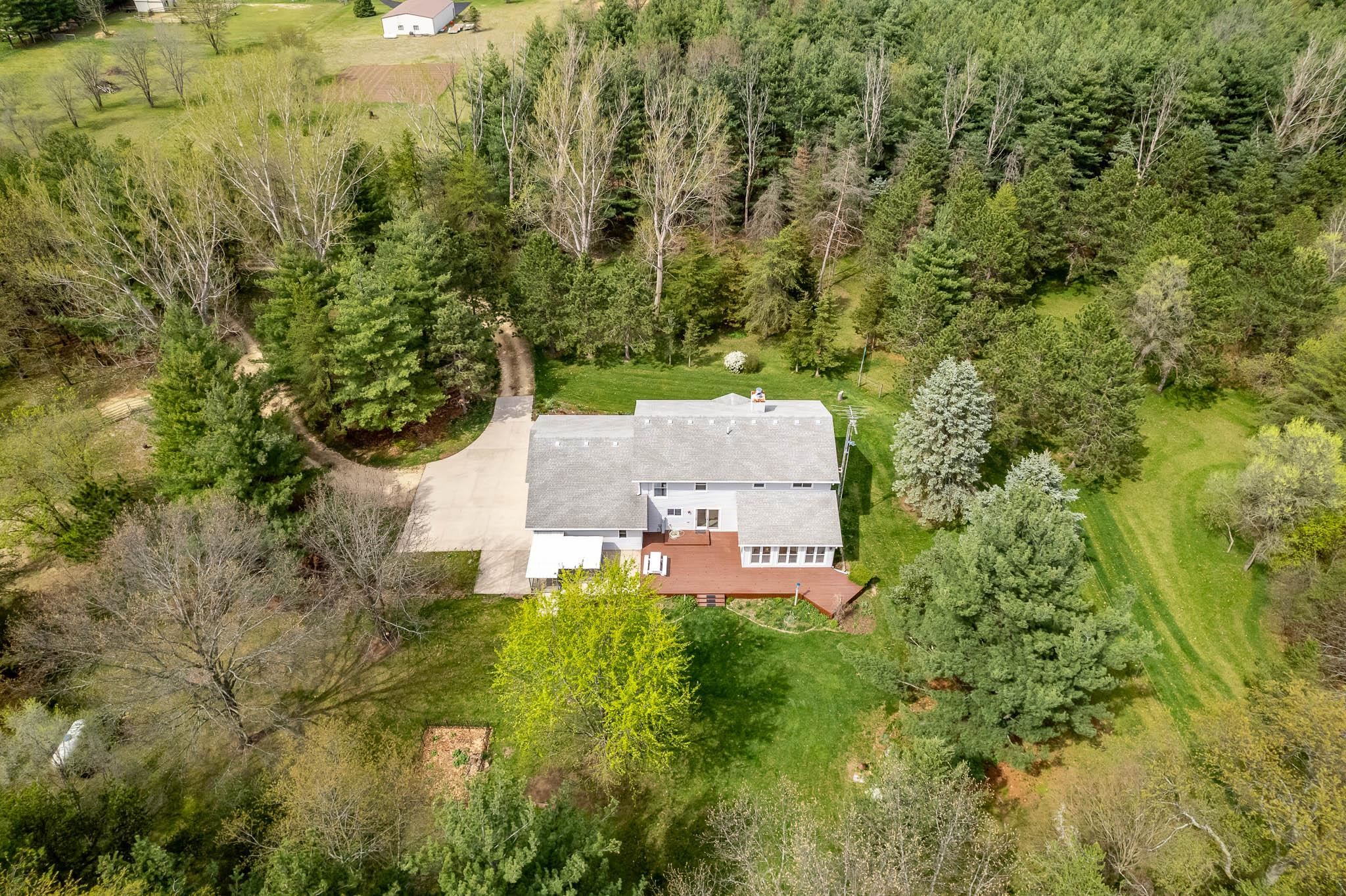 14795 Hansberry Road Rockton, IL 61072 - Photo 2 of 32