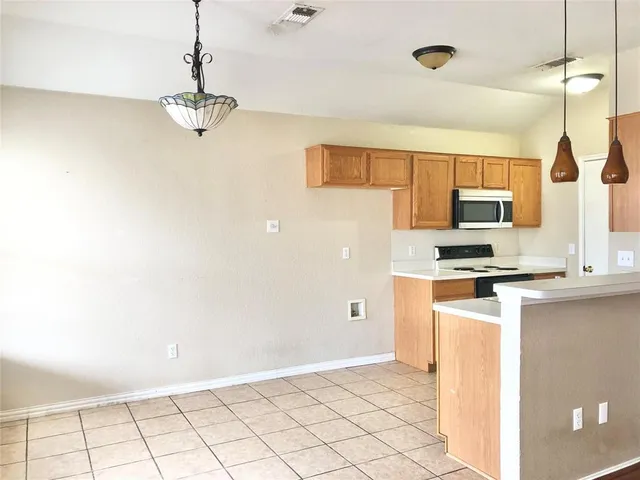 $2,050 | 3007 Rustic Meadow Trail, Mansfield, TX 76063