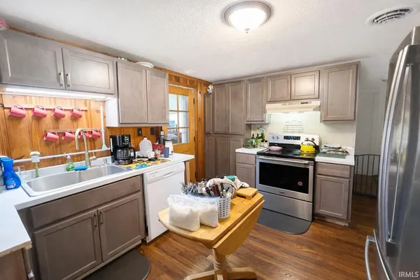 $179,900 | 1208 Taylor Street, Union City, IN 47390