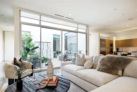 $1,295,000 | 3740 Holland Avenue, Unit 3B, Dallas, TX 75219