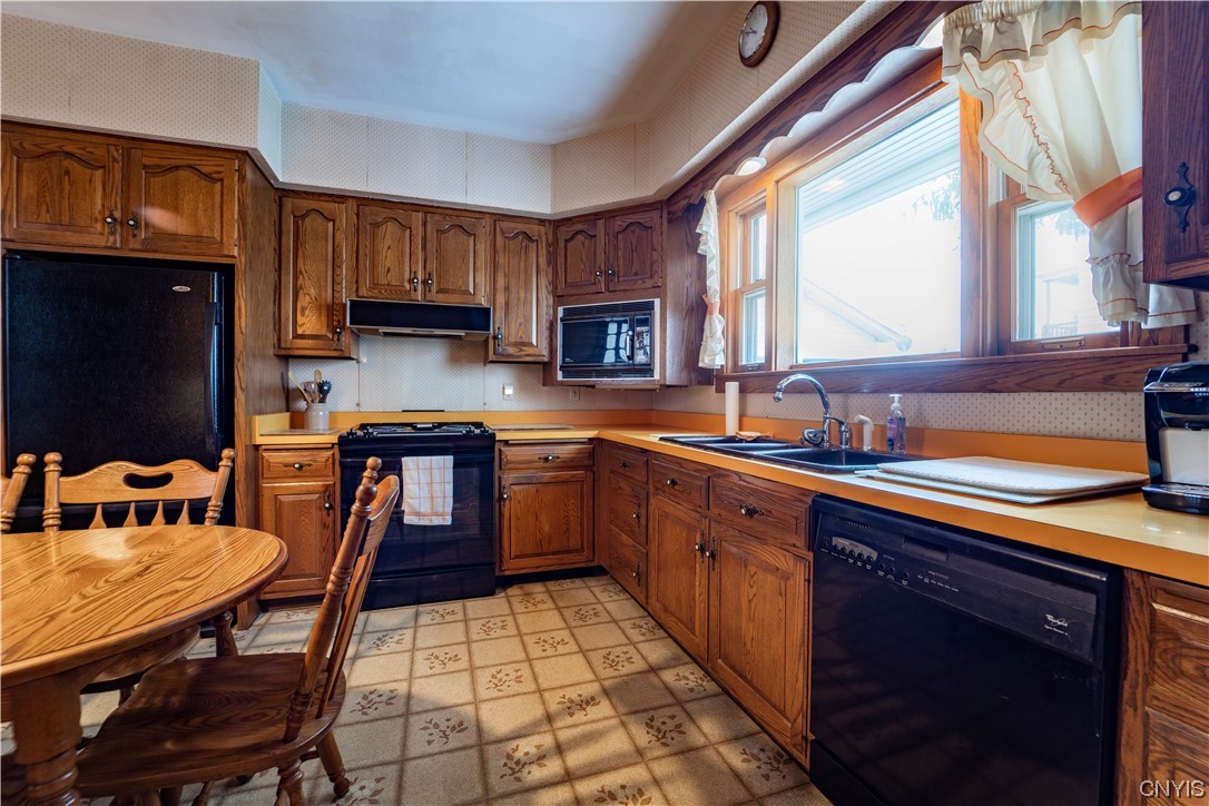 1200 Rutger Street Utica, NY 13501 - Photo 20 of 35