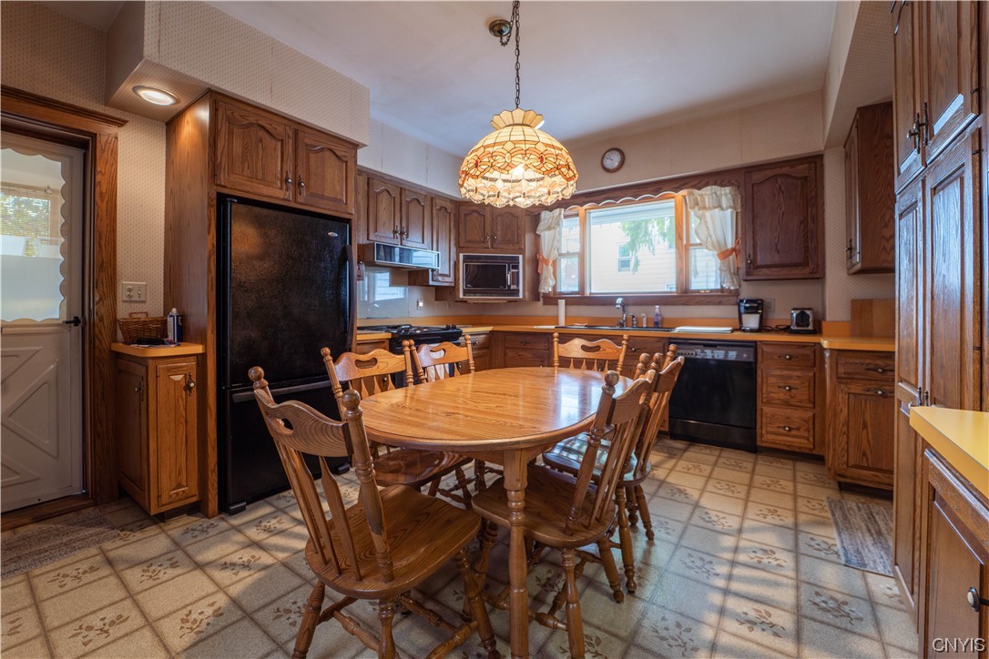 1200 Rutger Street Utica, NY 13501 - Photo 21 of 35