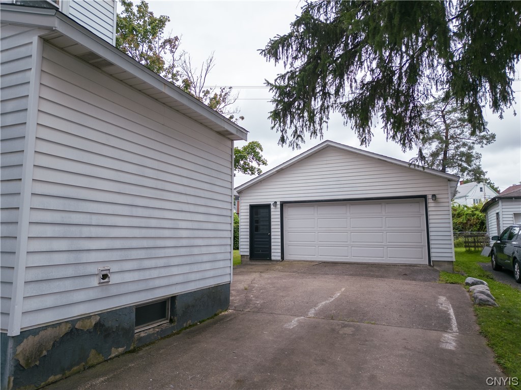 1200 Rutger Street Utica, NY 13501 - Photo 5 of 35