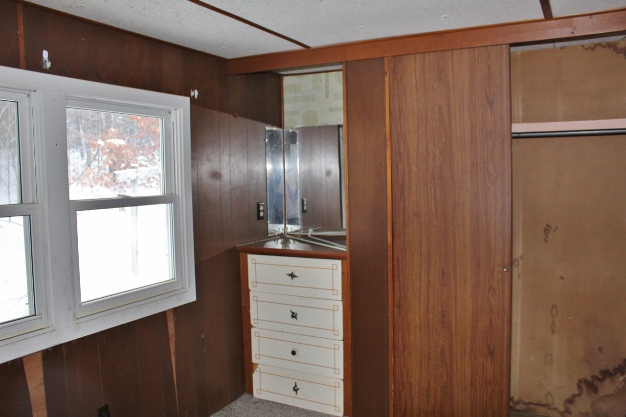 120 Dutton District Road Springfield, VT 05156 - Photo 8 of 13