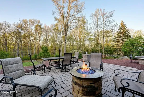 $499,999 | 103 Blackbirch Lane, Hawley, PA 18428