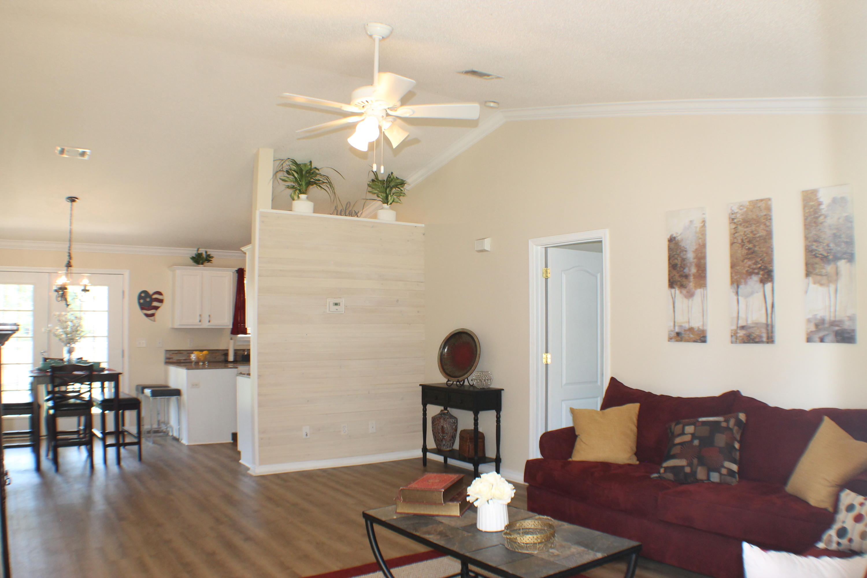 4685 Falcon Way Crestview, FL 32539 - Photo 3 of 15 IMG_7763