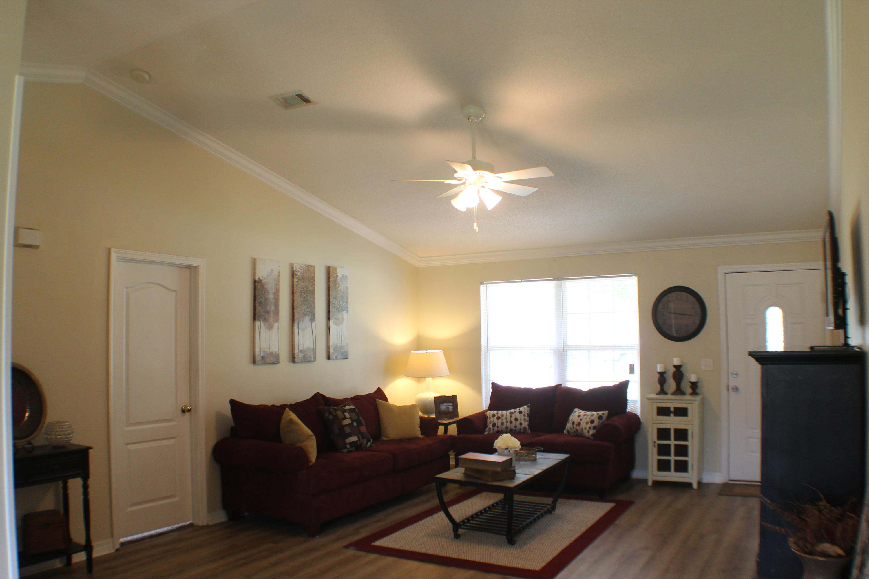 4685 Falcon Way Crestview, FL 32539 - Photo 4 of 15 IMG_7591