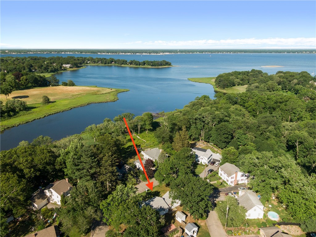 48 Circuit Drive Warwick, RI 02889 - Photo 11 of 49