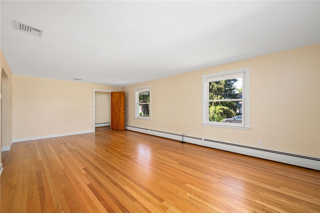 48 Circuit Drive Warwick, RI 02889 - Photo 13 of 49