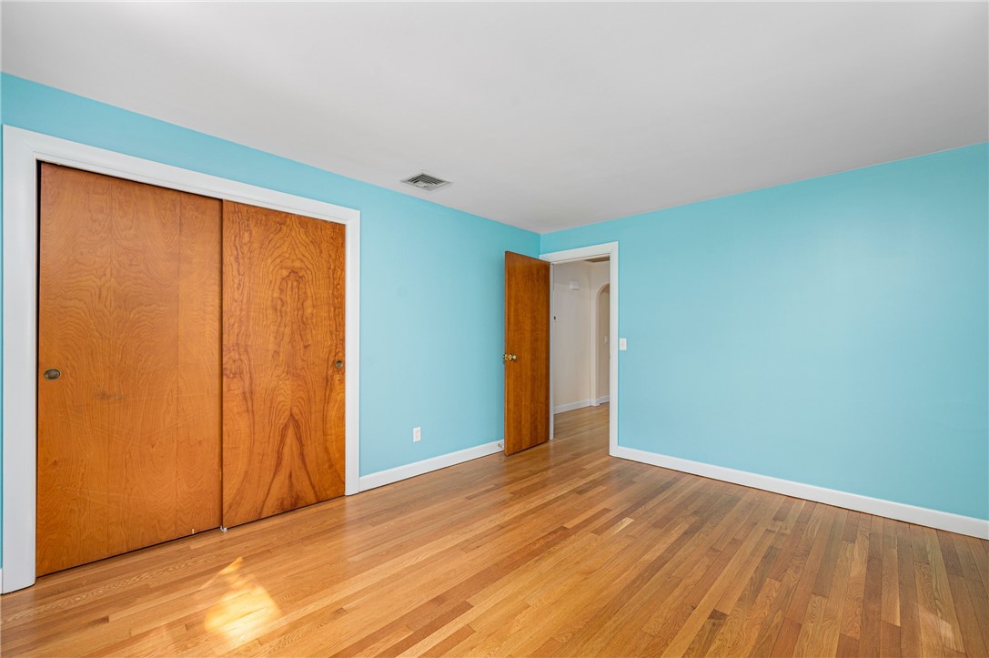 48 Circuit Drive Warwick, RI 02889 - Photo 21 of 49