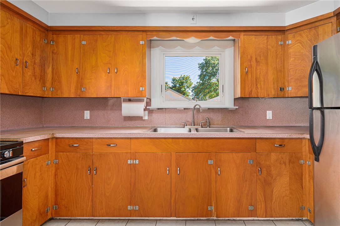 48 Circuit Drive Warwick, RI 02889 - Photo 27 of 49