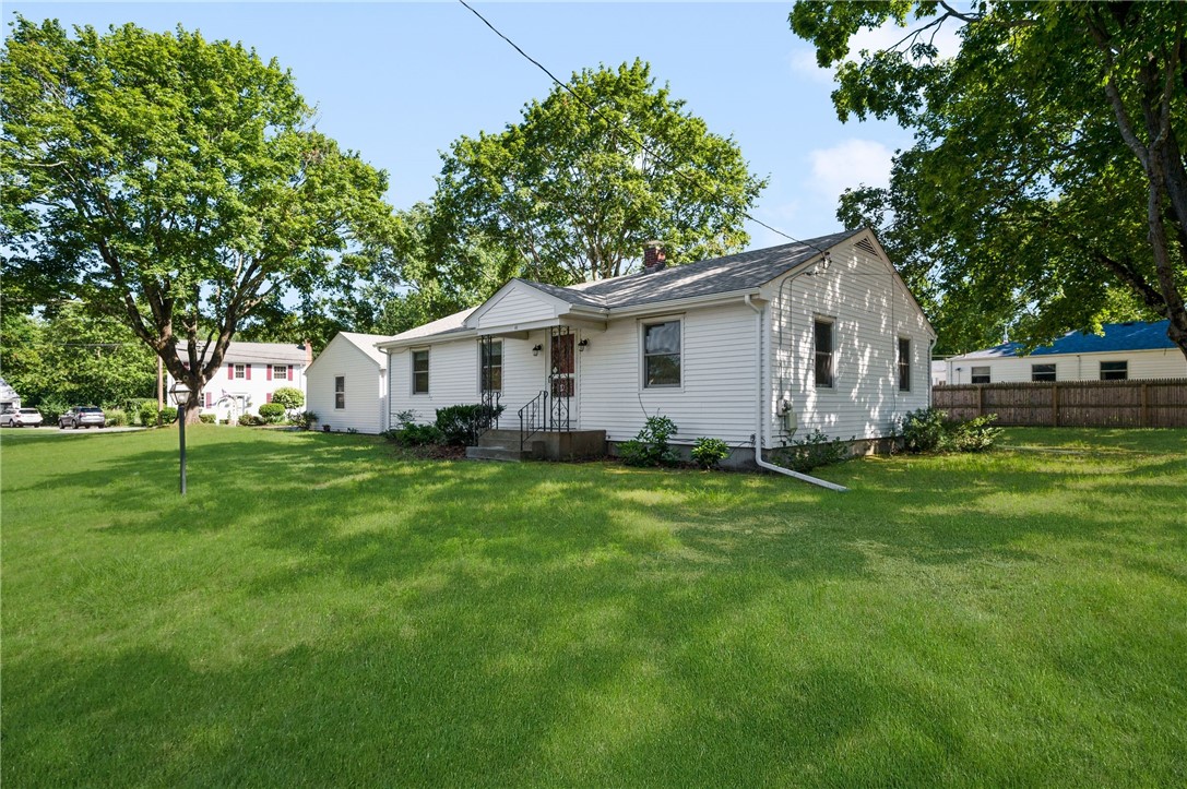 48 Circuit Drive Warwick, RI 02889 - Photo 32 of 49