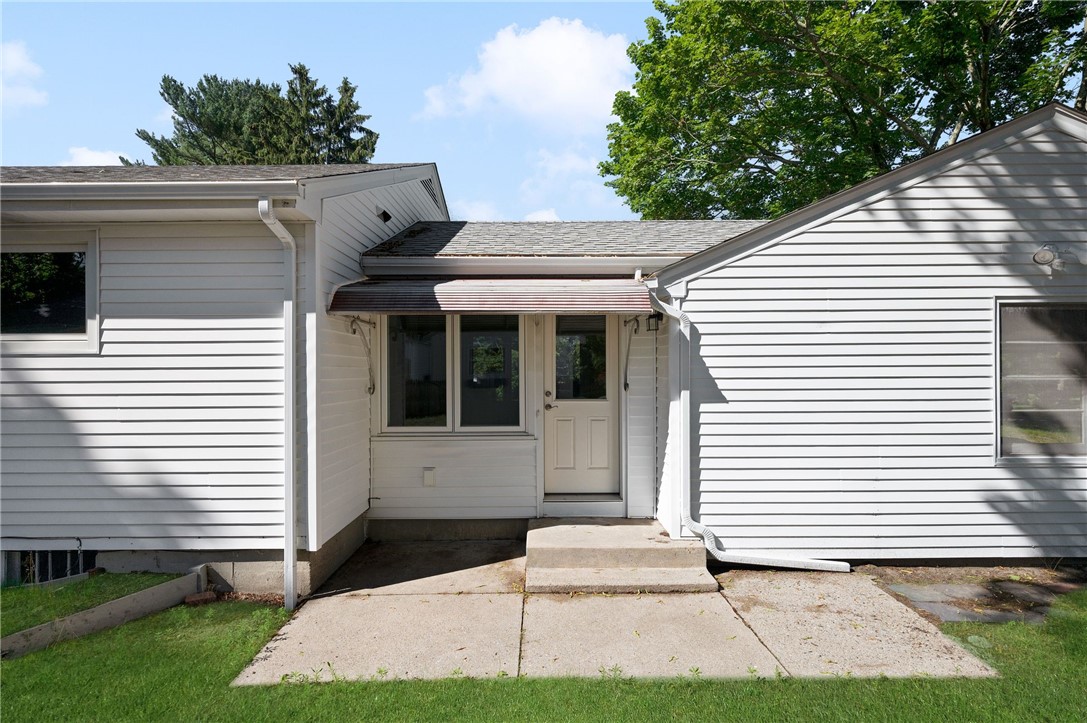 48 Circuit Drive Warwick, RI 02889 - Photo 37 of 49