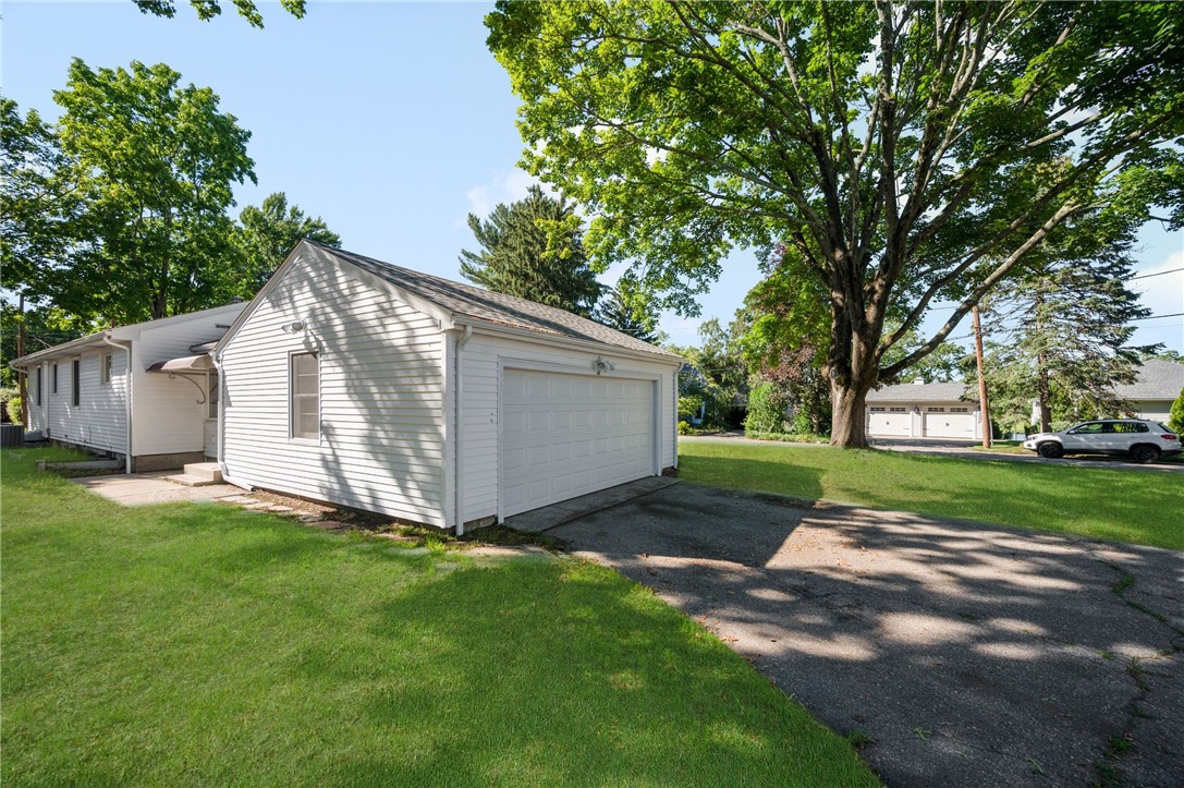 48 Circuit Drive Warwick, RI 02889 - Photo 41 of 49