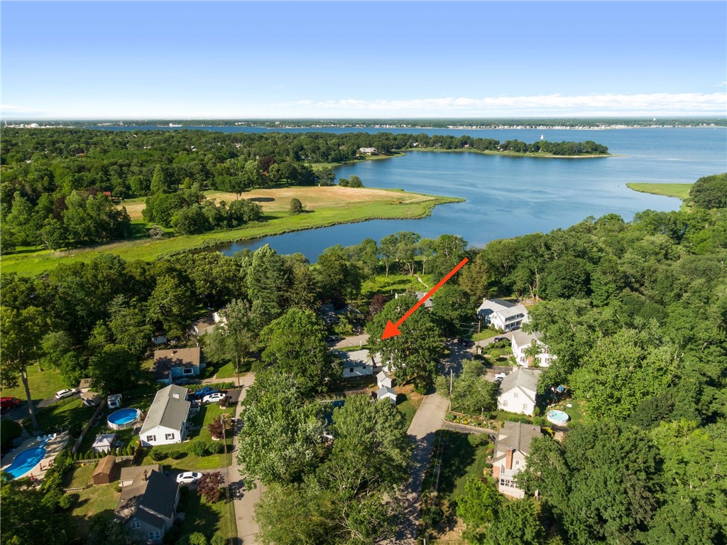 48 Circuit Drive Warwick, RI 02889 - Photo 8 of 49