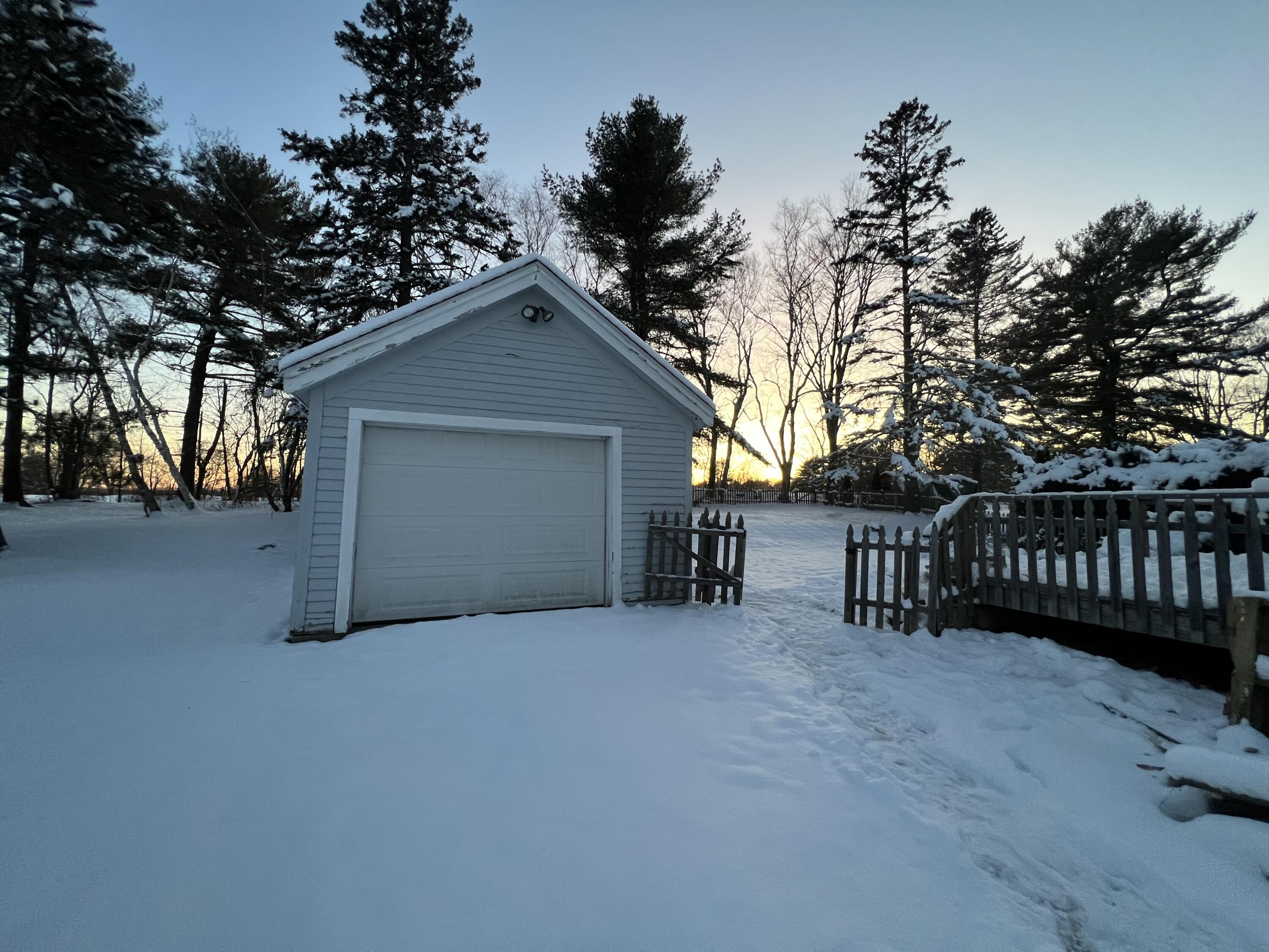 105 Crestmont Road Bangor, ME 04401 - Photo 18 of 48 IMG_3561