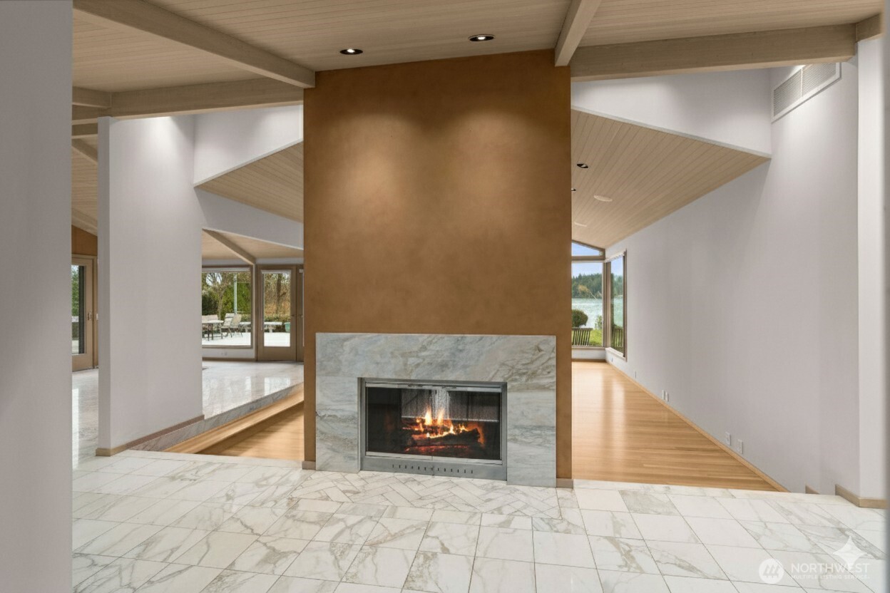 8428 North Mercer Way Mercer Island, WA 98040 - Photo 8 of 40