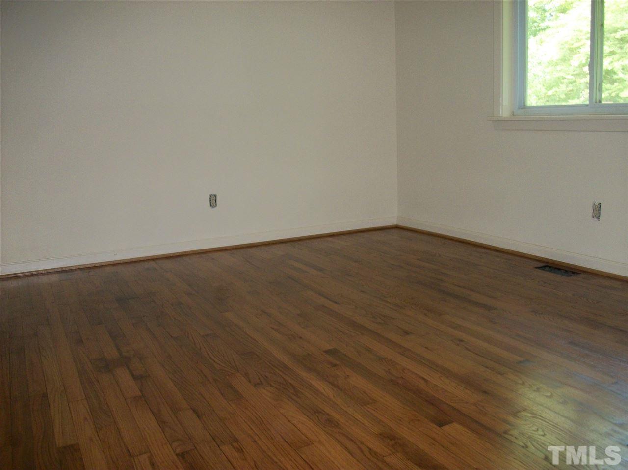 3906 Lexington Drive Raleigh, NC 27606 - Photo 7 of 11