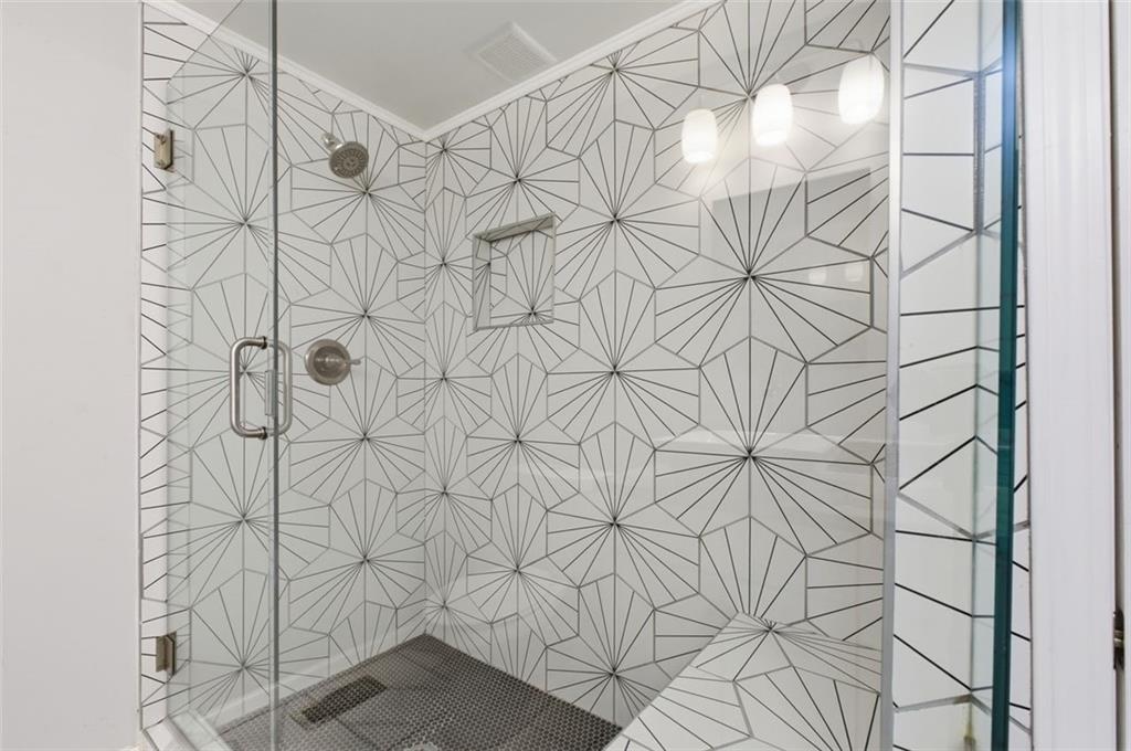 85 Meldon Avenue Southeast Atlanta, GA 30315 - Photo 19 of 39 a bathroom with a shower