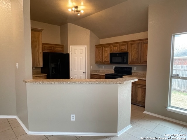 7402 Baja Point San Antonio, TX 78242 - Photo 15 of 33