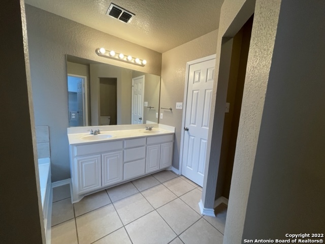 7402 Baja Point San Antonio, TX 78242 - Photo 21 of 33