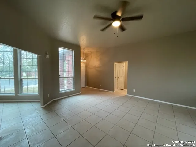 $1,695 | 7402 Baja Point, San Antonio, TX 78242