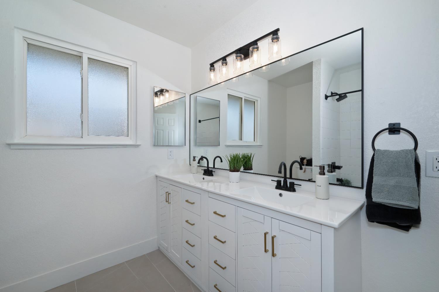 264 Delta Leaf Way Sacramento, CA 95838 - Photo 20 of 30