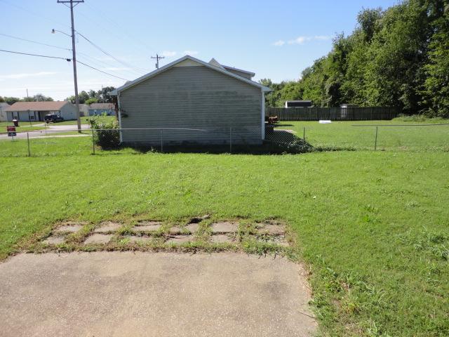 919 State Line Road Oak Grove, KY 42262 - Photo 8 of 9