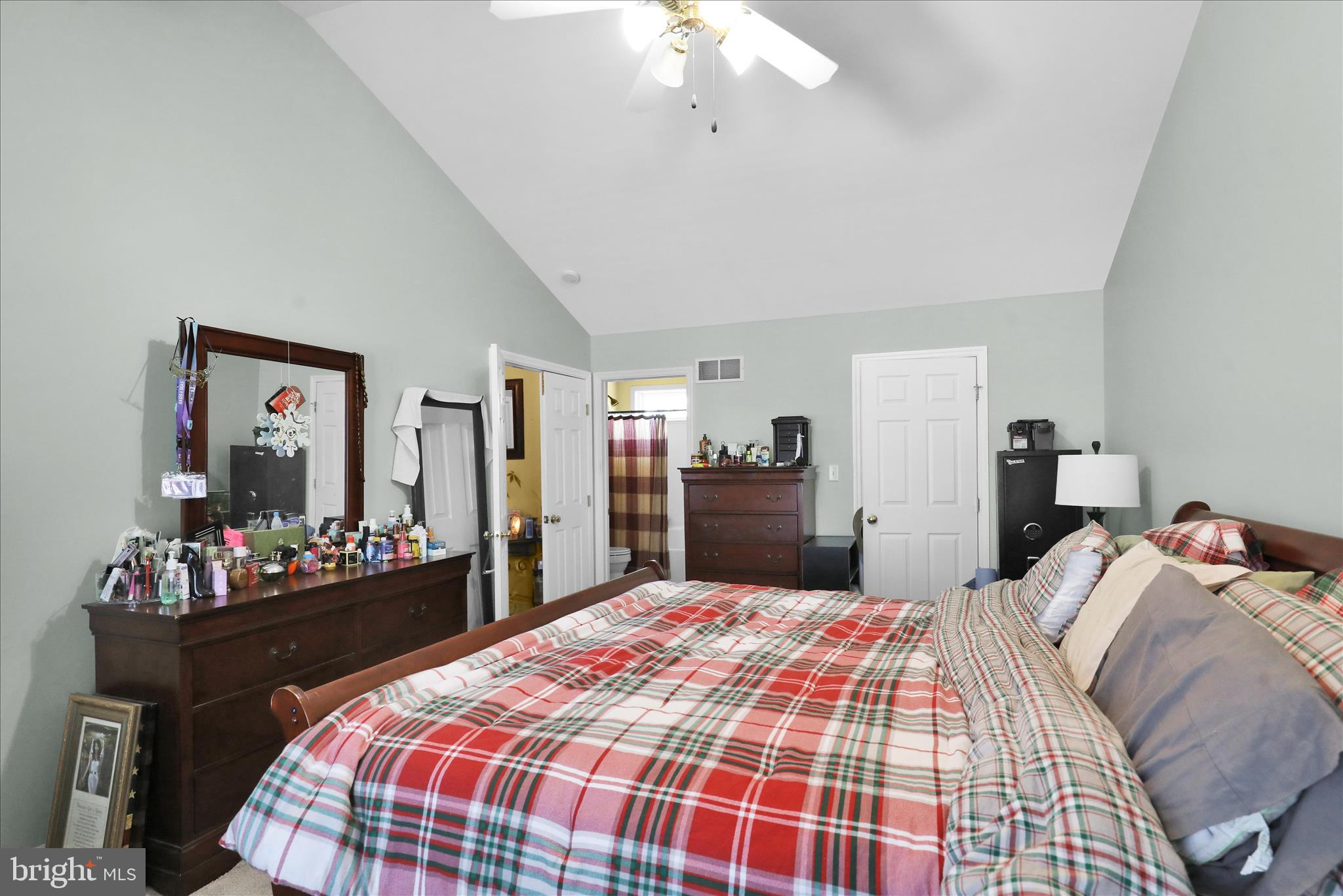 1514 Ridge Avenue Reading, PA 19607 - Photo 25 of 29 360_4276