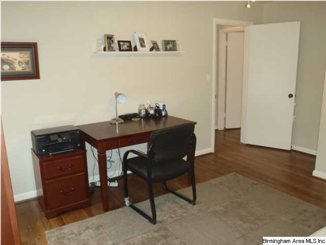 1920 Laurel Road, Unit B Vestavia Hills, AL 35216 - Photo 14 of 18 Gallery Image 14
