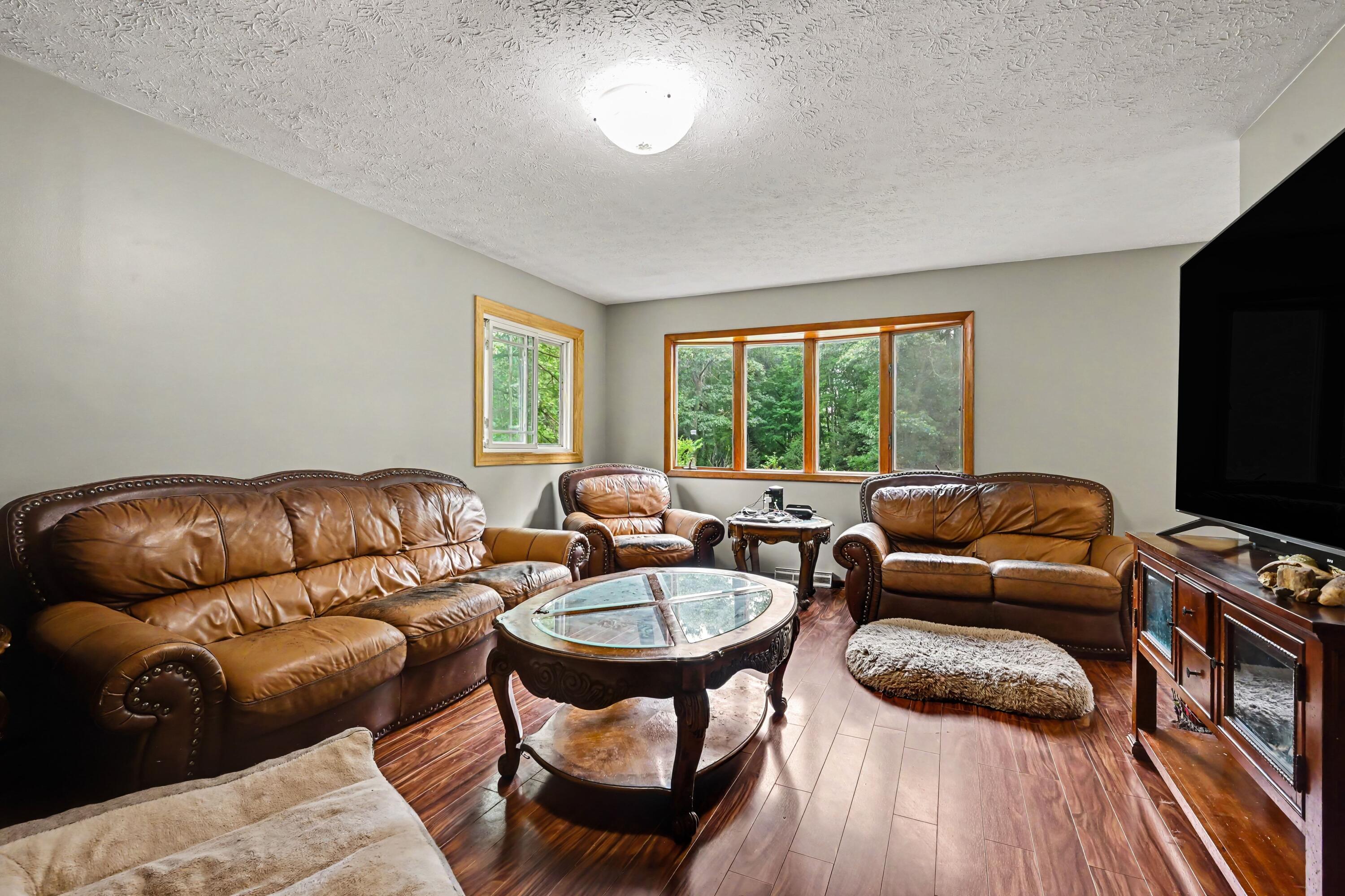 6080 Herring Road Litchfield, MI 49252 - Photo 5 of 27 005_file_4992